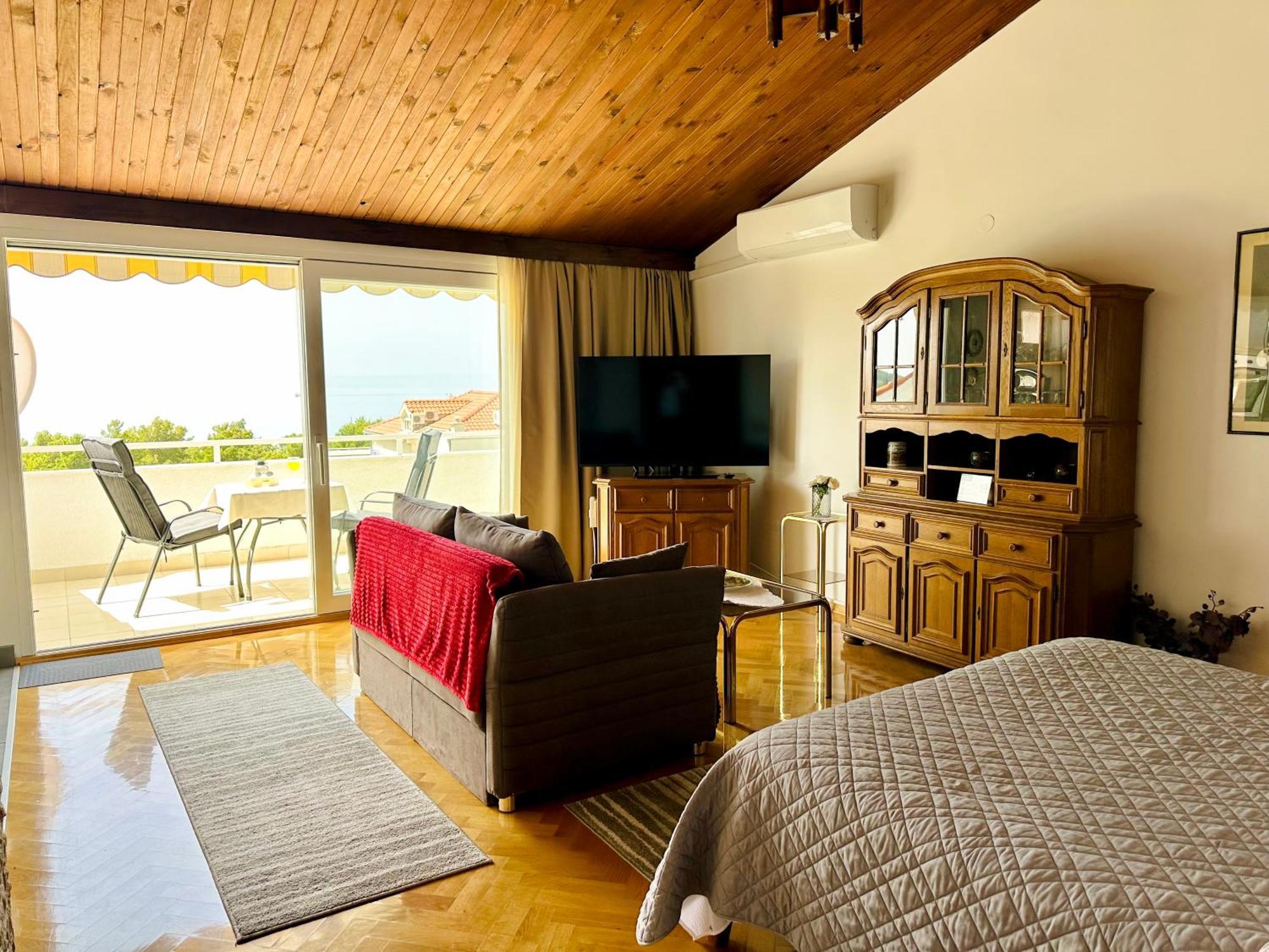Penthouse Studio With Sea View Makarska Esterno foto