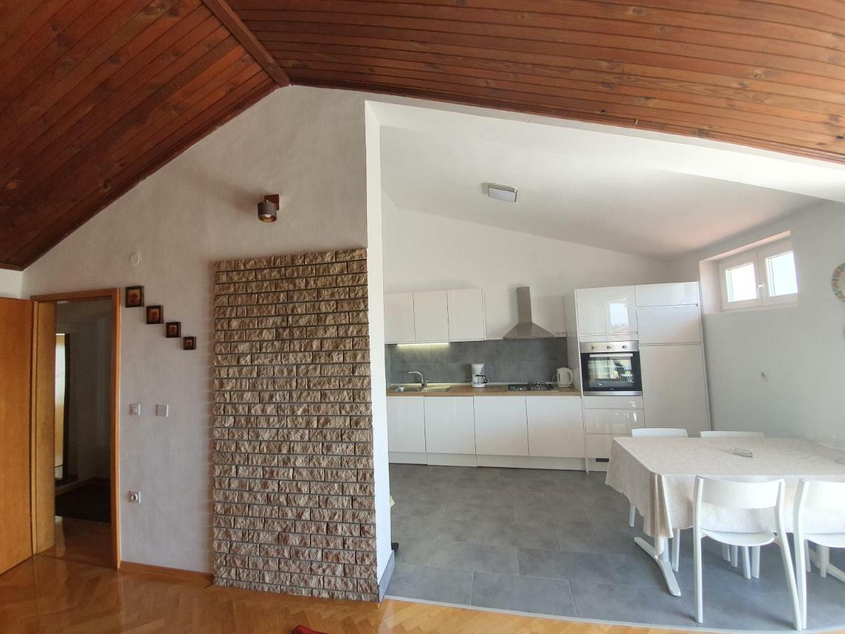 Penthouse Studio With Sea View Makarska Esterno foto